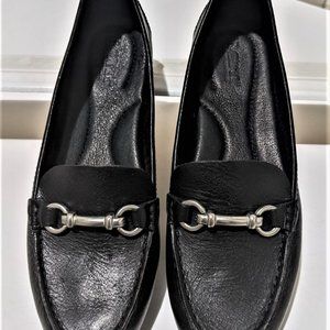Born Magnolia Loafers - New Without Box - 7.5 Medium